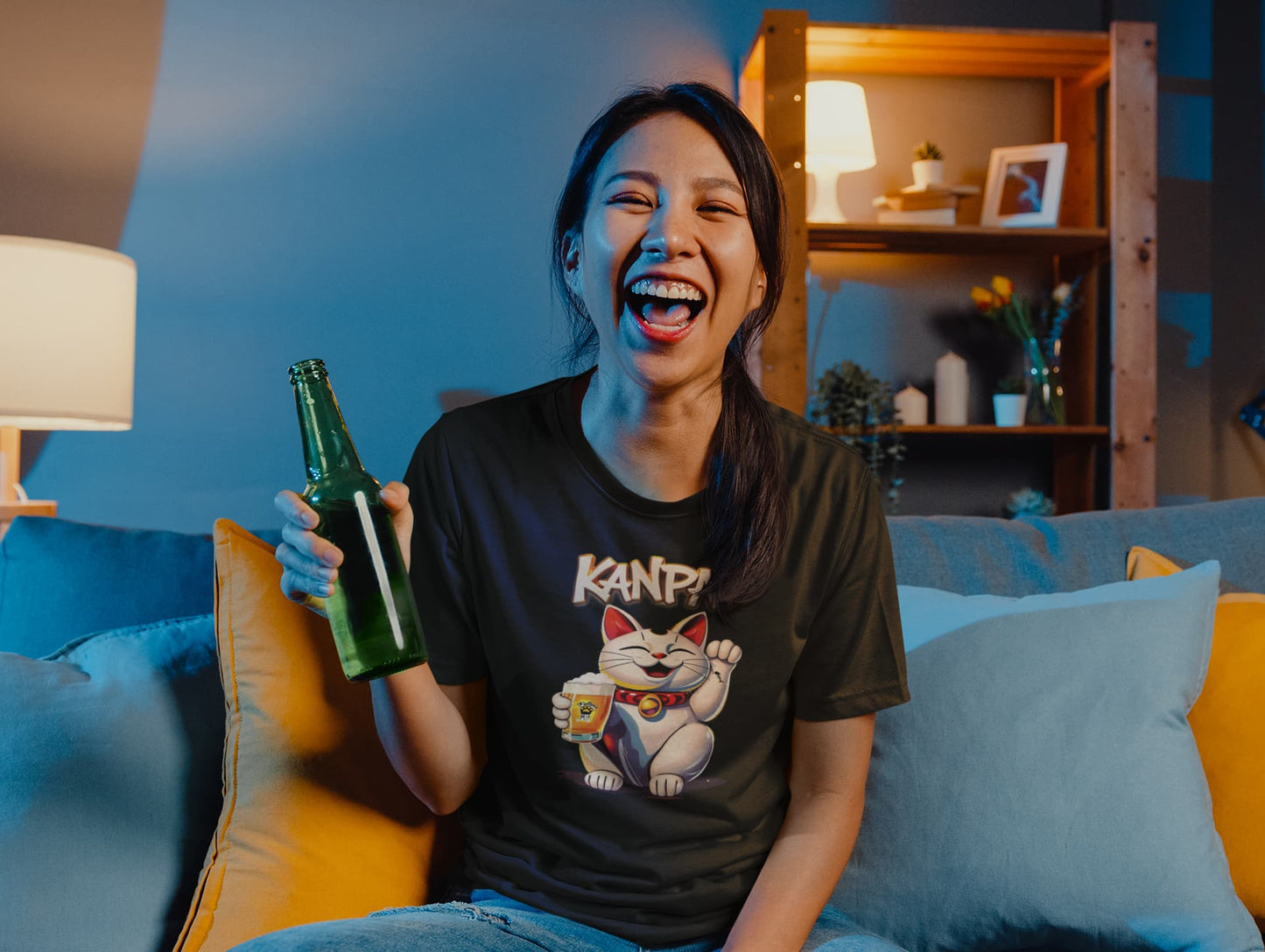 MANEKI BEER II - Classic Womens Crewneck T-shirt Felinamia